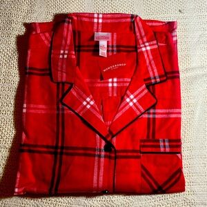 Wondershop Woman’s 1X 2 Piece Plaid Flannel Pajamas